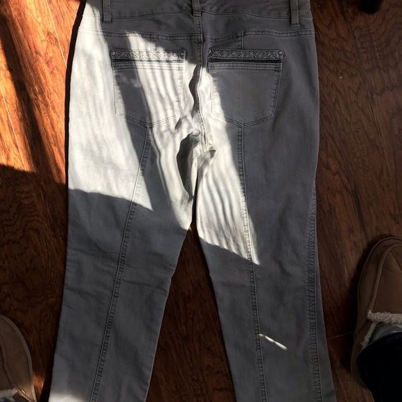 Juniors black and white grey color jeans size 4r - Picture 5 of 6